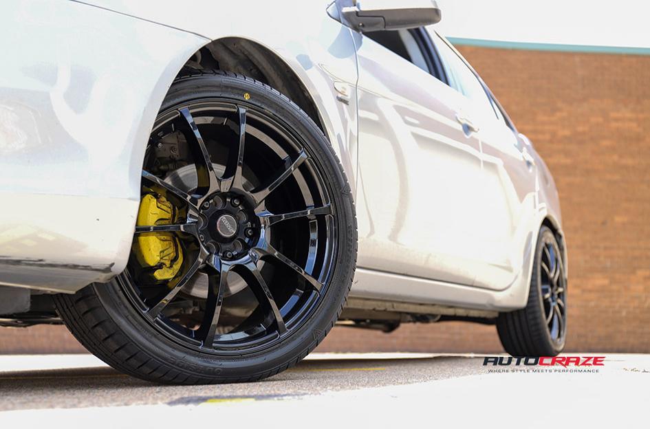 MITSUBISHI LANCER CHALLENGE BLACK 